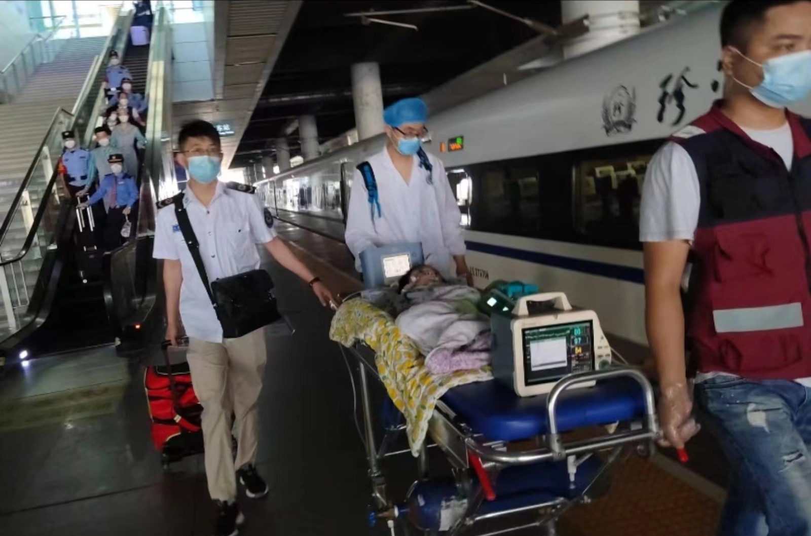 襄汾县高铁转运公司